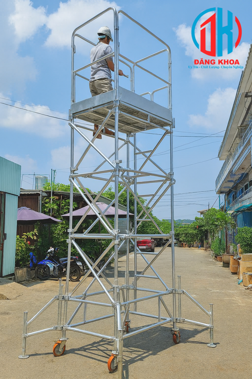 Giàn giáo di động 2m5 7 gian giao nang ha 25m
