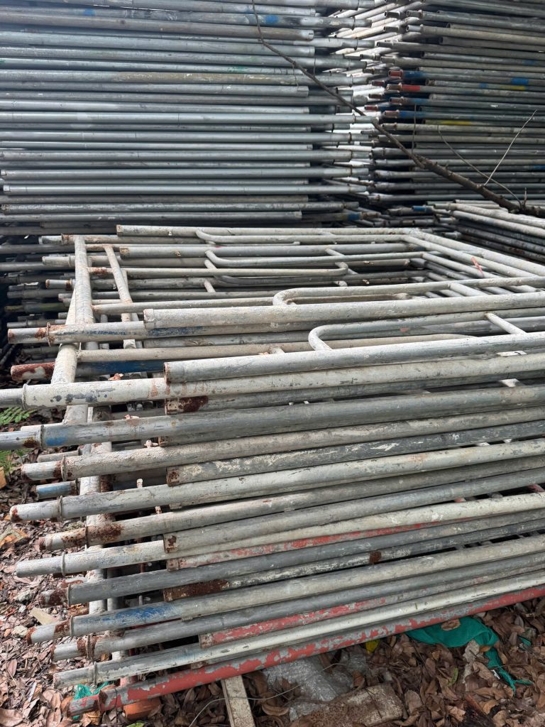 Giàn Giáo Cũ Giá Bao Nhiêu? Bảng Giá Giàn Giáo Thanh Lý Mới Nhất 6 gian giao thanh ly